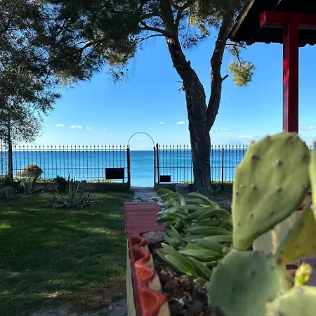 Sea Front Myrat Επανωμή