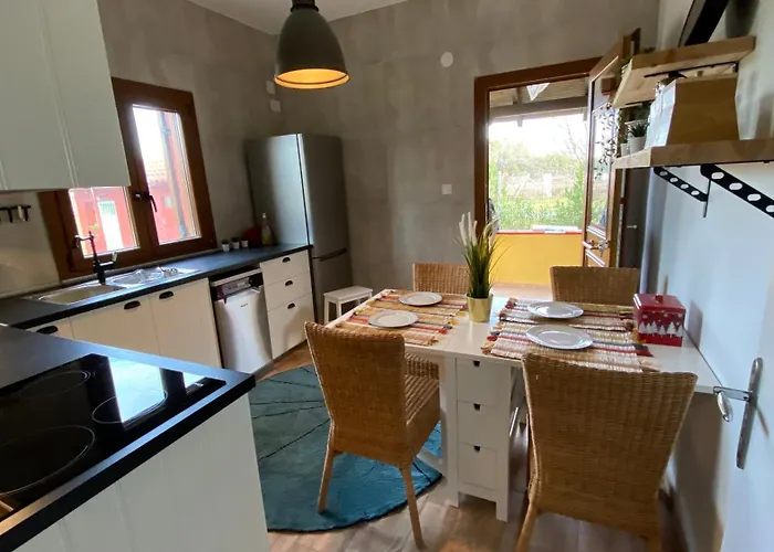 Sea Front Myrat Semesterbostad *