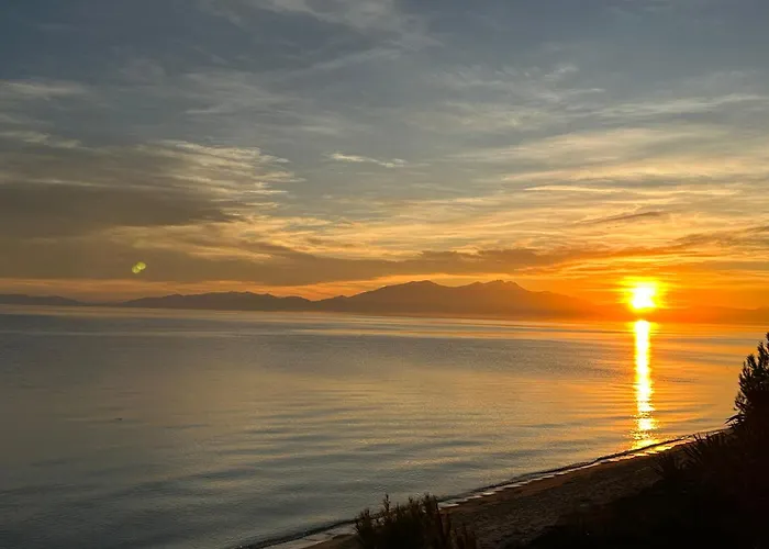 Sea Front Myrat Semesterbostad